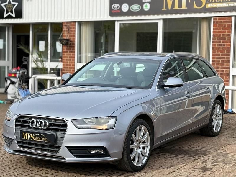 Begagnad Audi A4 150 HK (110 kW) 2014 Grå Kombi