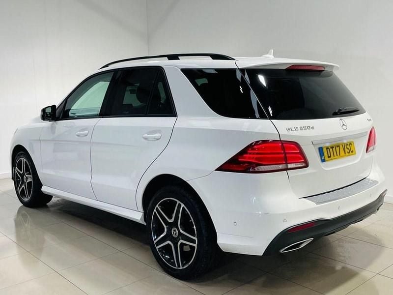 Used Mercedes GLE250 AMG line 204 HP (150 kW) 2017 White Estate