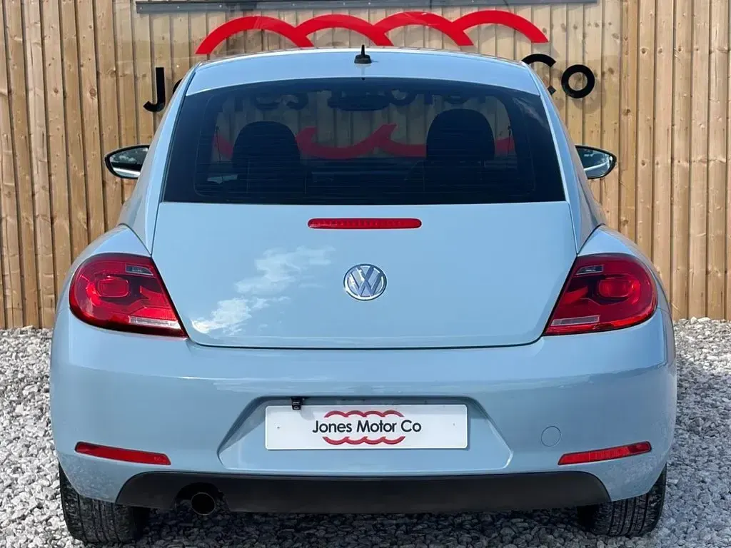 Used VW Beetle Design 105 HP (77 kW) 2013 Blue Hatchback