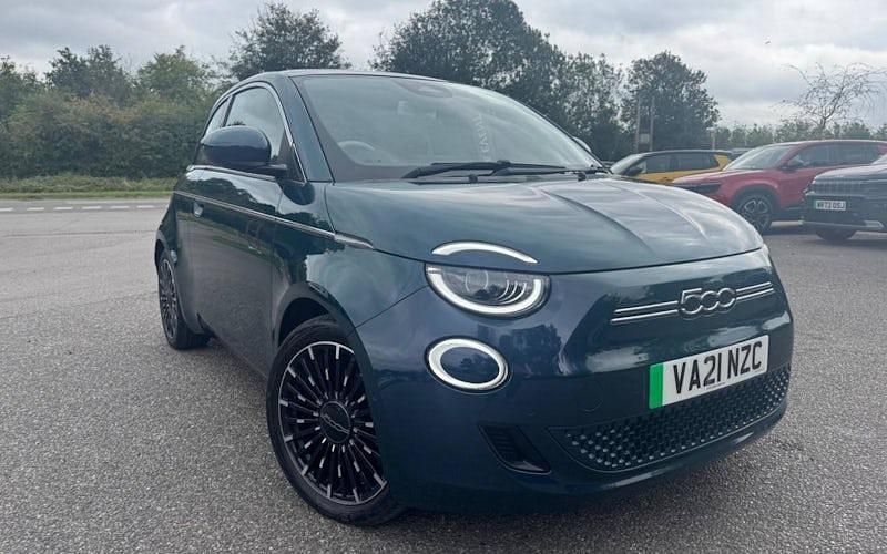 Used 2025 Fiat 500e La Prima Hatchback | £13,795 (Super price) - Image 1/4