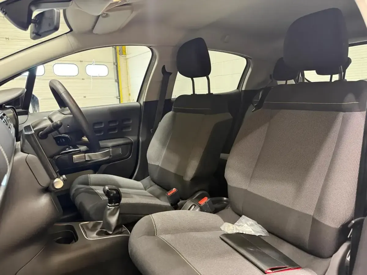 Used Citroën C3 PureTech 82 HP (60 kW) 2022 Brown Hatchback