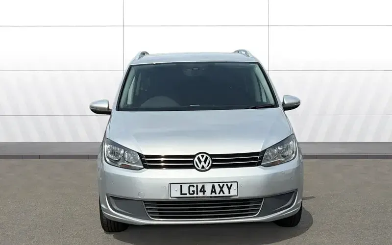 Used VW Touran SE 140 HP (102 kW) 2015 MPV