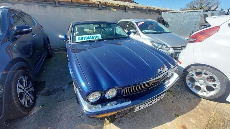 Used Jaguar XJ8 2001 Blue Sedan