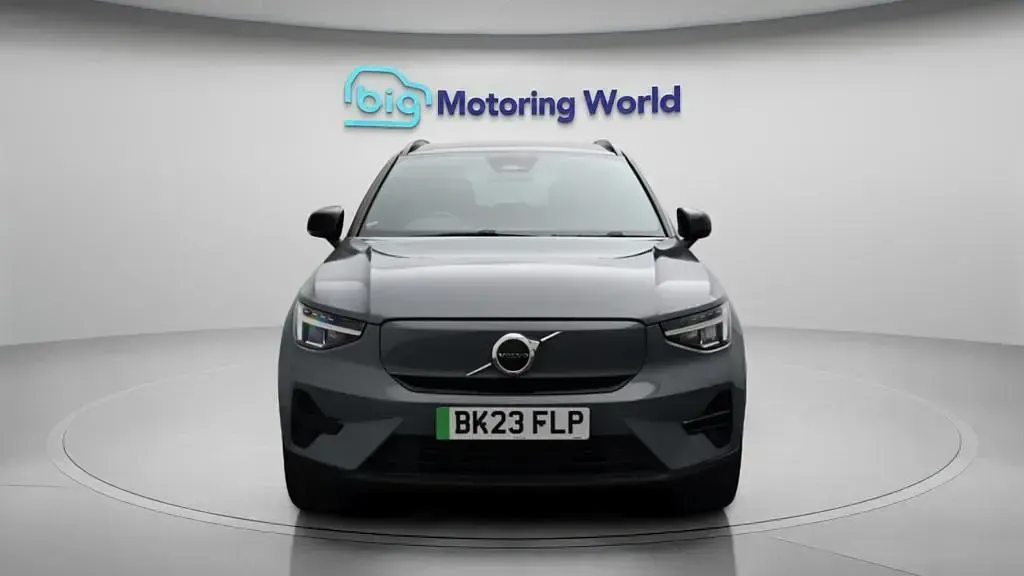 Used Volvo XC40 Core 300 kW (408 HP) 2022 Grey SUV