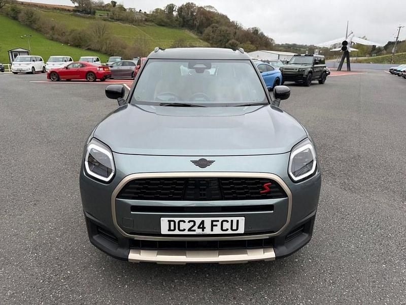 Używany Mini Countryman Exclusive 300 KM (220 kW) 2024 Zielony SUV