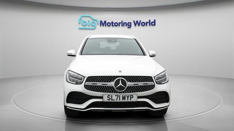Used Mercedes GLC220 AMG line 194 HP (142 kW) 2022 White SUV