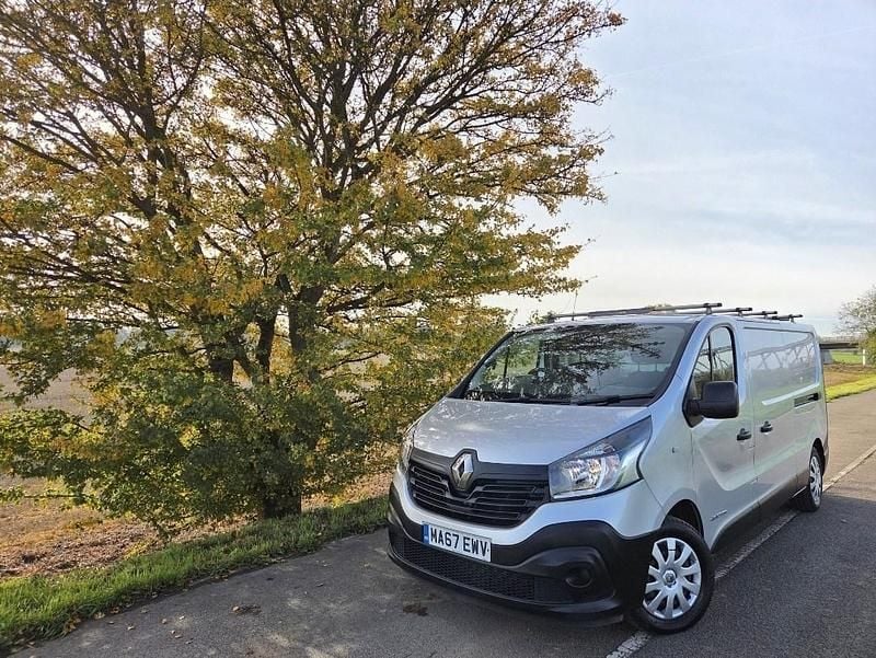 Silver Used 2017 Renault Trafic Business Van | £8,995 (Fair price) - Image 1/4