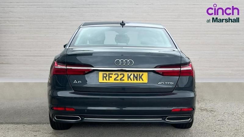 Usado Audi A6 Sport 204 HP (150 kW) 2022 Cinzento Sedan