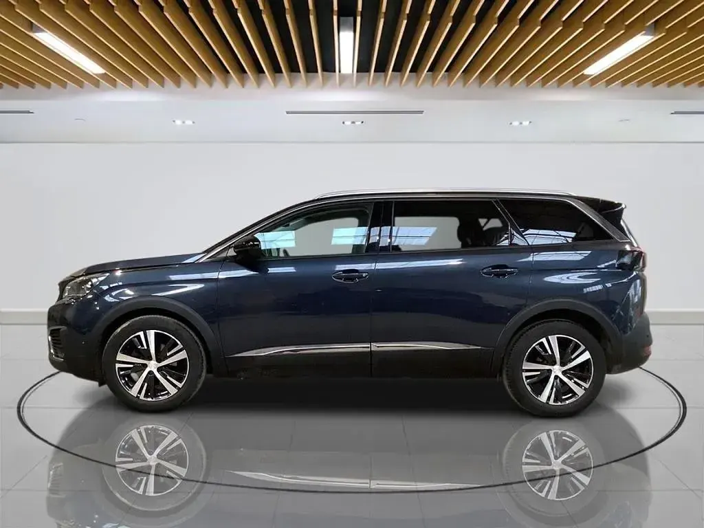 Used Peugeot 5008 Allure 130 HP (95 kW) 2019 Blue SUV