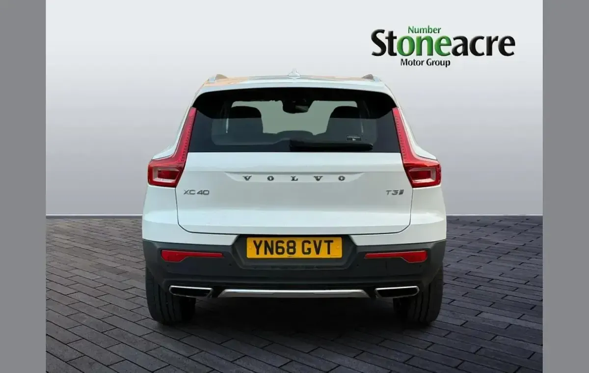 Usado Volvo XC40 Inscription 154 HP (113 kW) 2018 Branco SUV