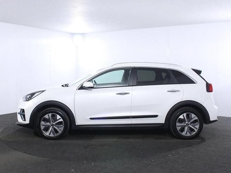 Second-hand Kia Niro 150 kW (204 CP) 2021 Alb SUV