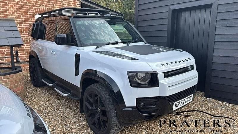 Used Land Rover Defender SE 250 HP (183 kW) 2023 White SUV