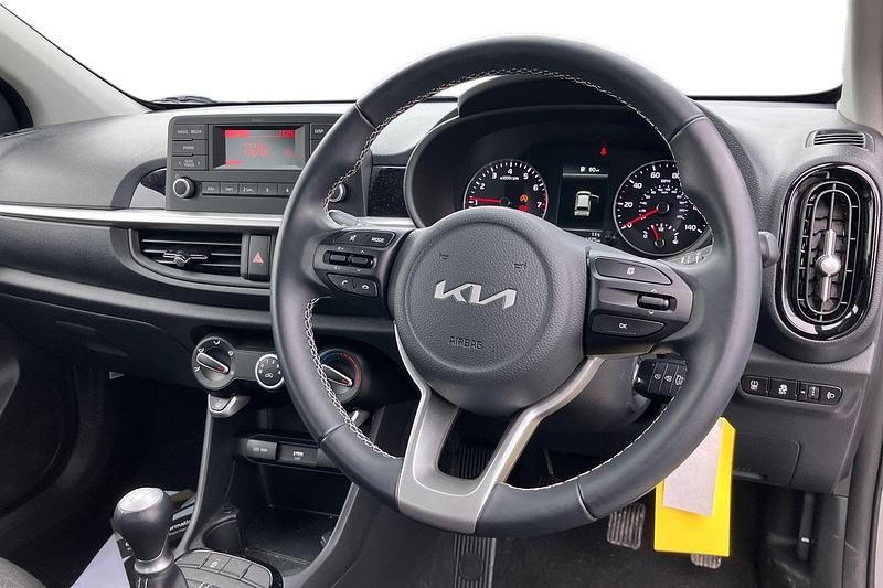 Used Kia Picanto Advance 67 HP (49 kW) 2023 Silver Hatchback