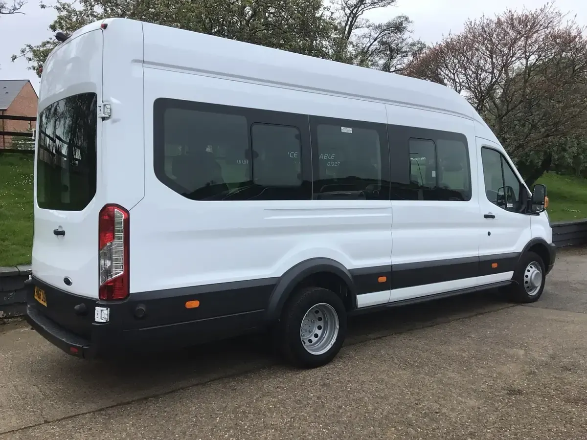 Used Ford Transit 125 HP (91 kW) 2016 White Van