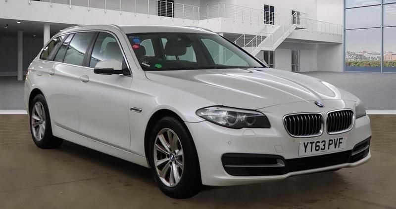White Used 2013 BMW 520 Comfort Edition Estate | £4,290 (Good price) - Image 1/4