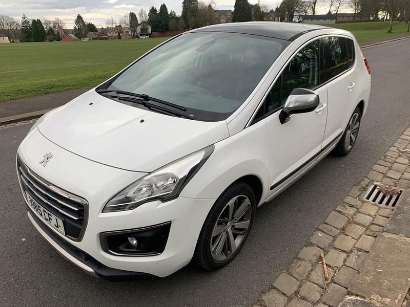 Used Peugeot 3008 Allure 2015 White Hatchback