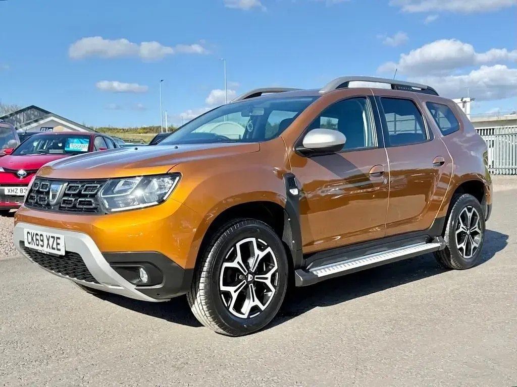 Usado Dacia Duster Prestige 130 HP (95 kW) 2020 Laranja SUV