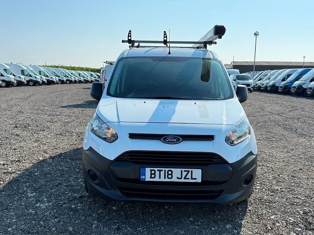Usado Ford Transit Connect S 100 HP (73 kW) 2018 Branco Monovolume