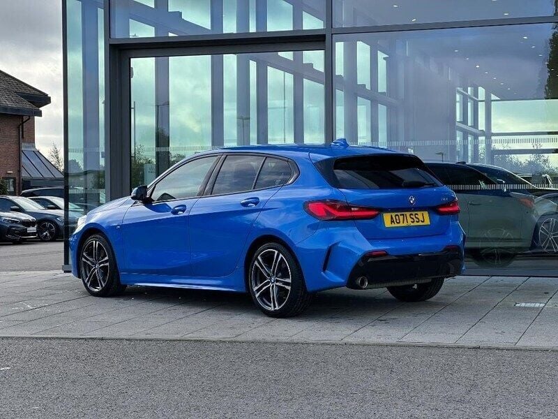 Used BMW 118 M Sport 136 HP (100 kW) 2021 Blue Hatchback