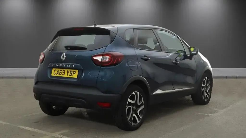 Used Renault Captur Iconic 2020 Blue/black SUV