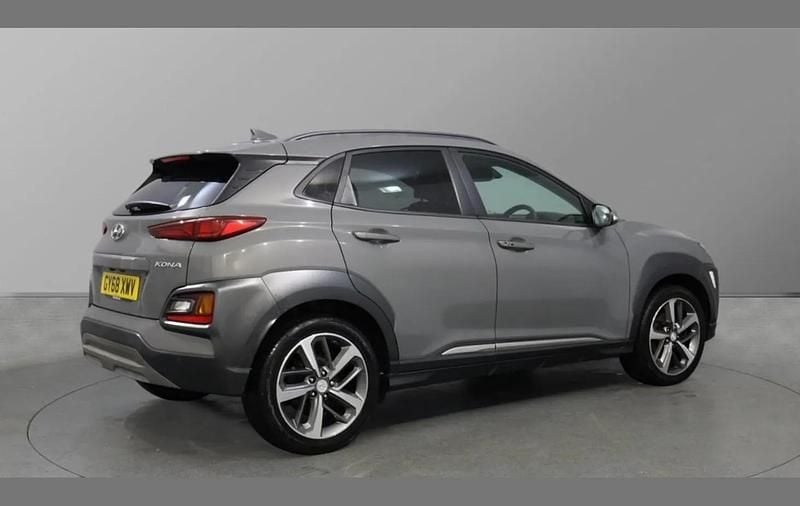 Used Hyundai Kona Premium 120 HP (88 kW) 2018 Grey SUV