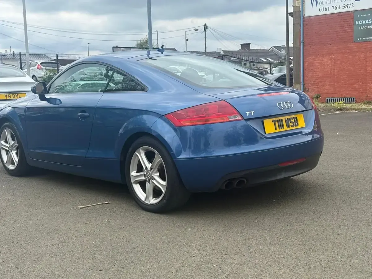 Begagnad Audi TT 2010 Blå Sportkupé