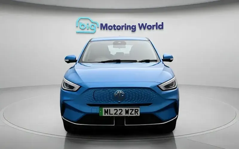 Usado MG ZS SE 130 kW (177 HP) 2022 Azul SUV