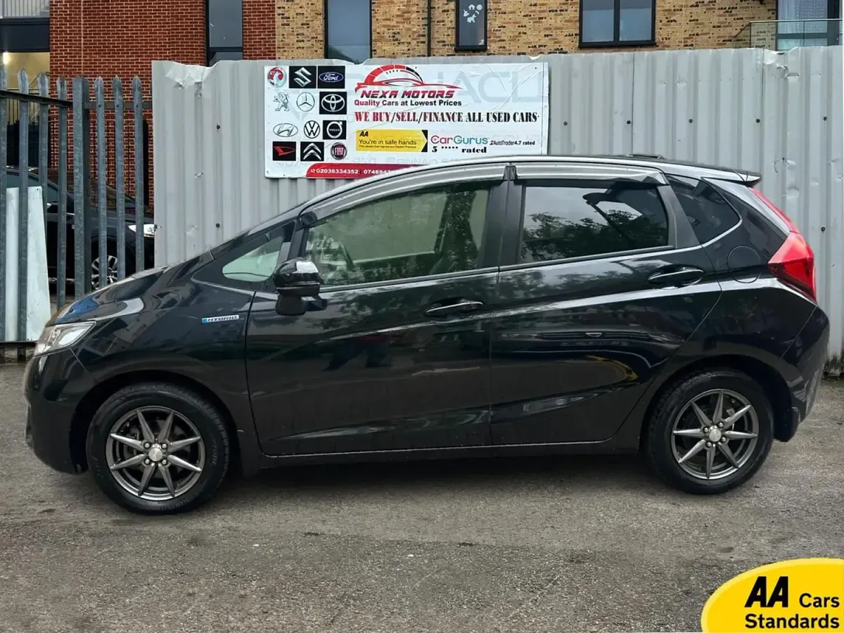 Second-hand Honda Jazz 2015 Negru Hatchback