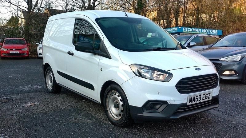 White Used 2020 Ford Transit Van | £4,995 (Good price) - Image 1/4