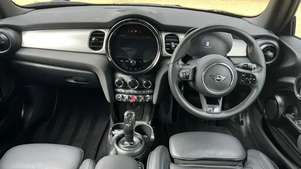 Used Mini Cooper Exclusive 136 HP (100 kW) 2022 Black Hatchback