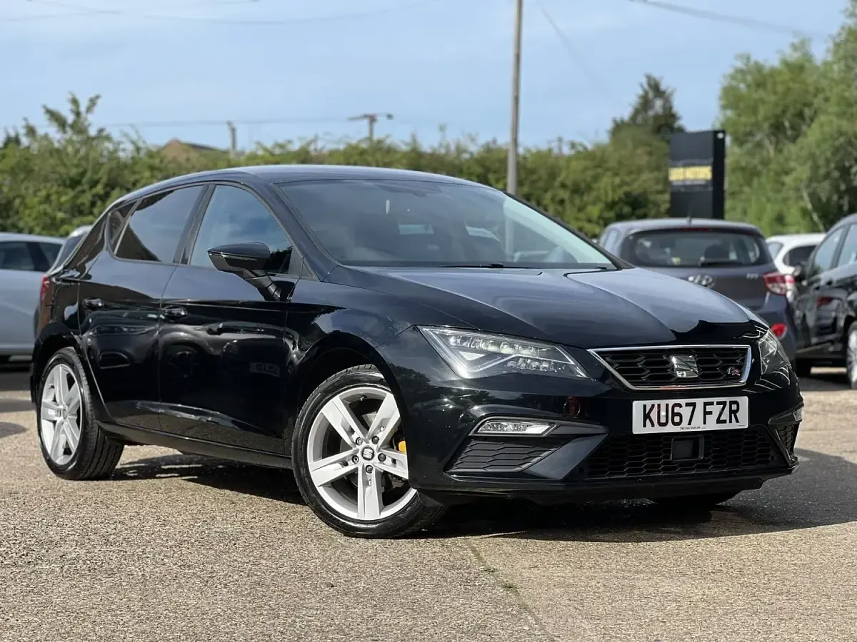 Used Seat Leon FR 150 HP (110 kW) 2017 Black Hatchback