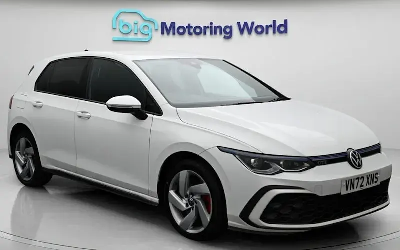 Używany VW Golf VIII GTE 245 KM (180 kW) 2024 Hatchback