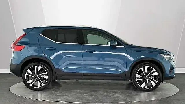 Usado Volvo XC40 Ultra 161 HP (118 kW) 2025 SUV
