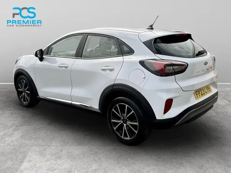 Used Ford Puma Titanium 125 HP (91 kW) 2023 Frozen white (premium paint) SUV