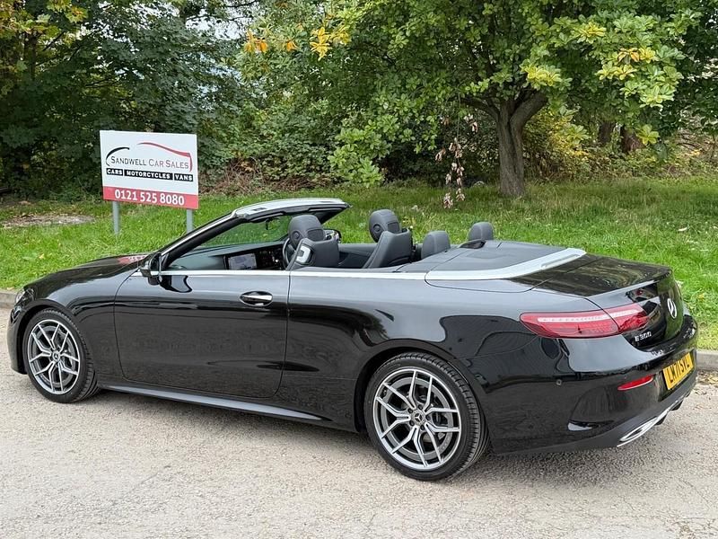 Used Mercedes E300 AMG Line Premium 258 HP (189 kW) 2022 Black Cabriolet