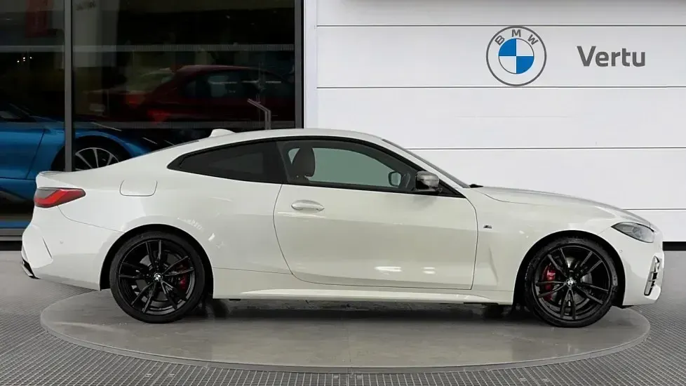 Used BMW M440 Comfort Edition 374 HP (275 kW) 2021 White Sedan