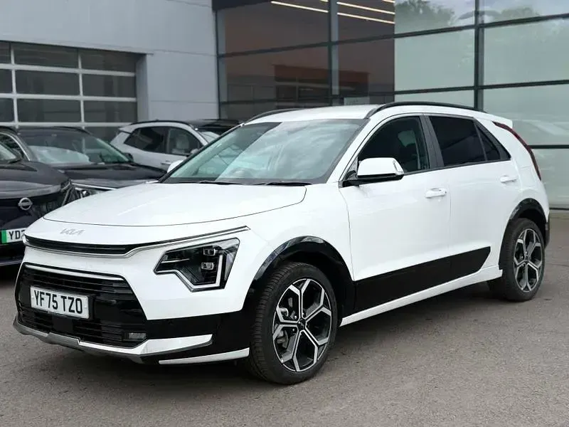 Used Kia Niro 136 HP (100 kW) 2025 White SUV