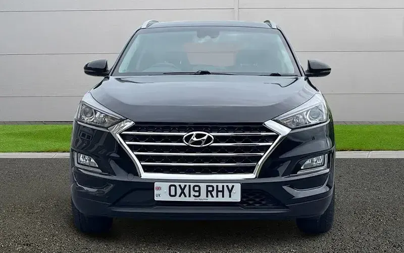 Usado Hyundai Tucson SE 132 HP (97 kW) 2019 Preto SUV