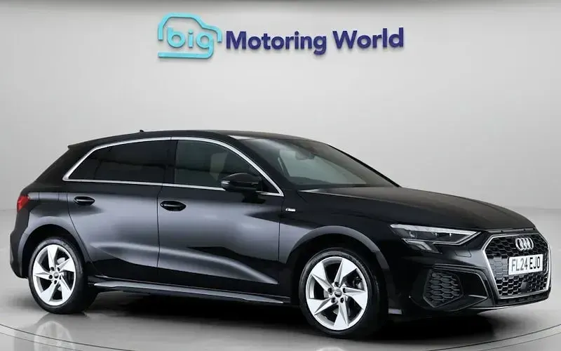 Used Audi A3 Sportback e-tron S-Line 204 HP (150 kW) 2024 Hatchback