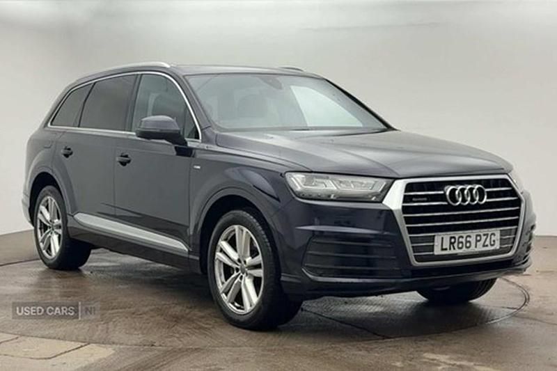 Blue Used 2016 Audi Q7 S-Line SUV | £18,995 (A bit pricey) - Image 1/1