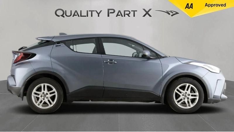Used Toyota C-HR 122 HP (89 kW) 2022 Grey SUV