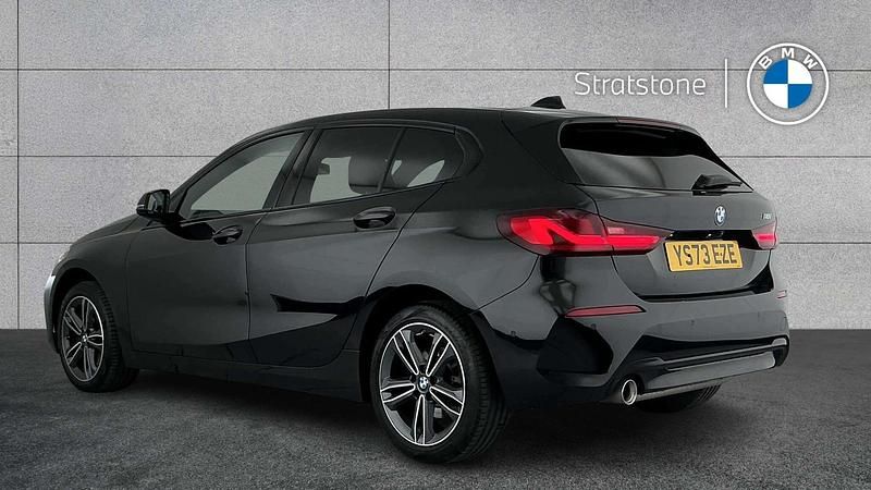 Used BMW 118 Sport Line 134 HP (98 kW) 2023 Black Hatchback