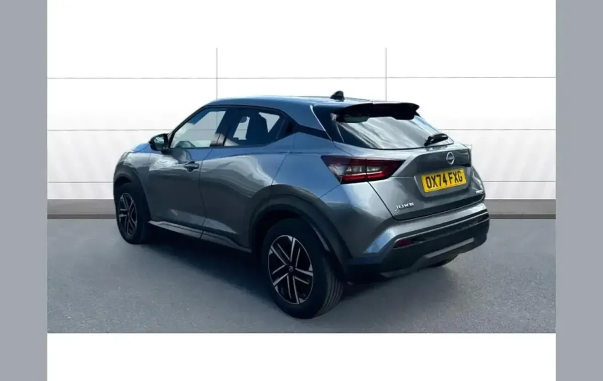 Used Nissan Juke N-Connecta 143 HP (105 kW) 2025 Grey SUV