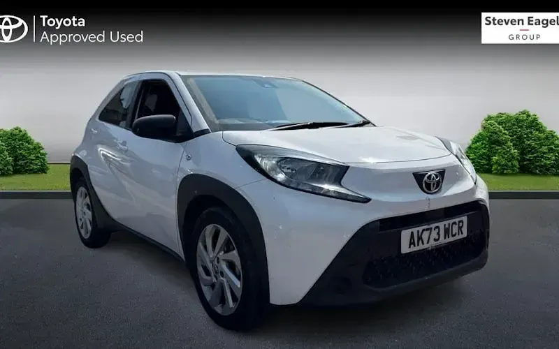 Used Toyota Aygo X PURE 72 HP (52 kW) 2023 SUV