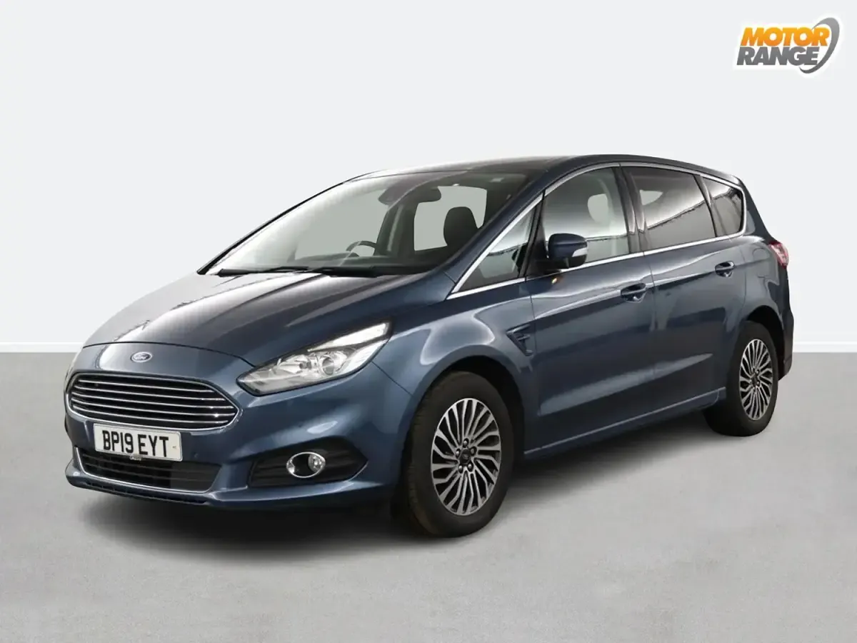 Used Ford S-MAX Titanium 150 HP (110 kW) 2019 Blue MPV