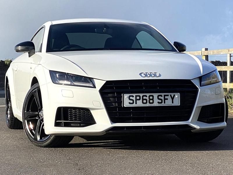 Used Audi TT Black Edition 180 HP (132 kW) 2018 Ibis white Coupe