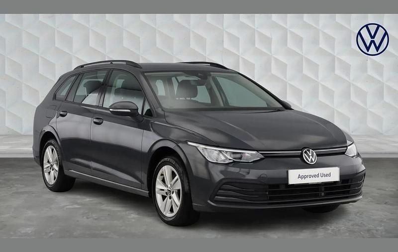 Used VW Golf VIII Life 110 HP (80 kW) 2020 Grey Estate