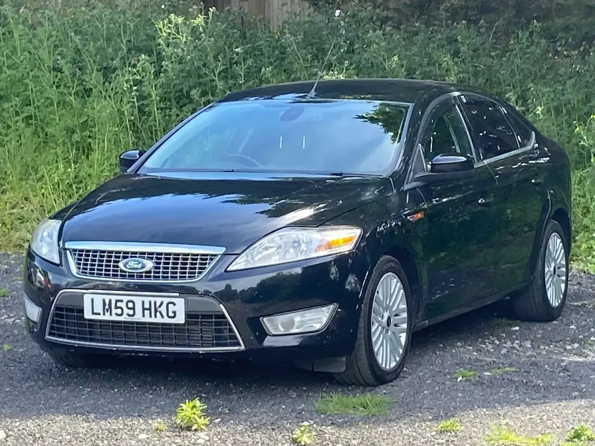 Used Ford Mondeo Ghia 2009 Black Hatchback