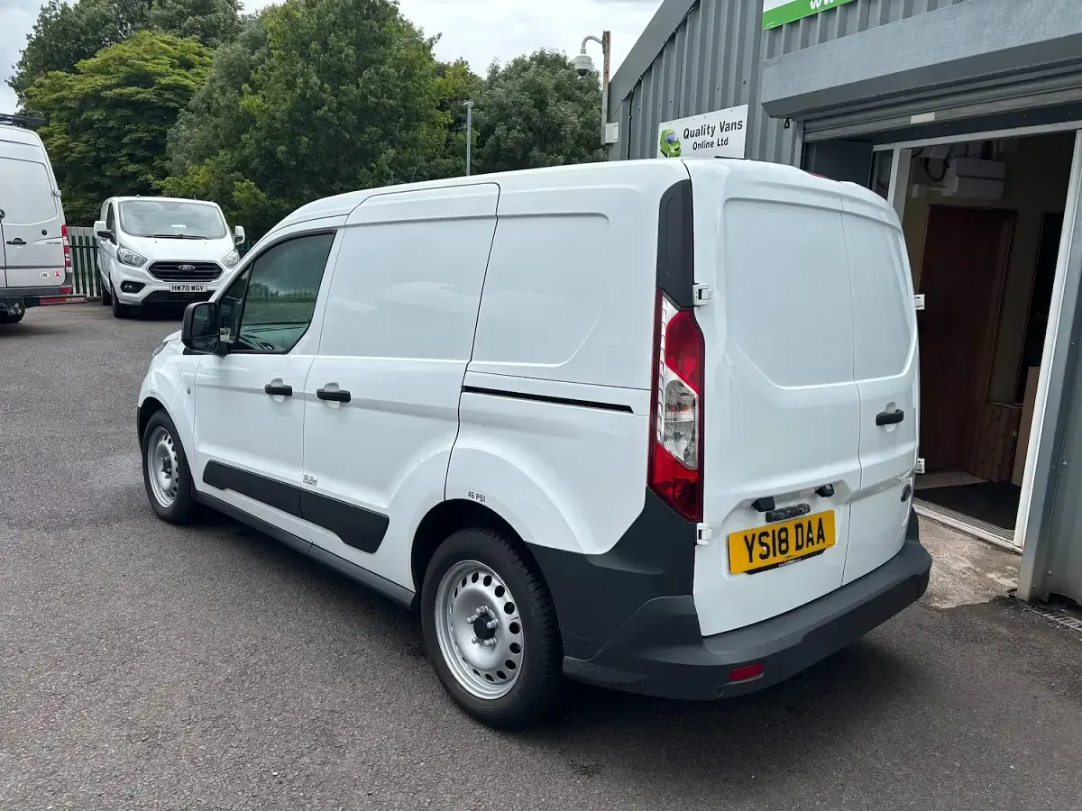 Used Ford Transit 99 HP (72 kW) 2018 White Van