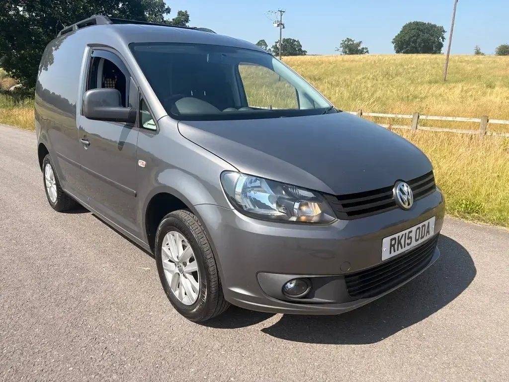 Used VW Caddy Highline 102 HP (75 kW) 2015 Turquoise MPV